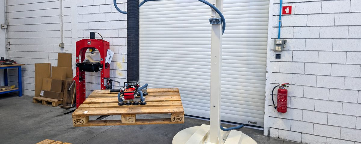 vacuum tube lifters